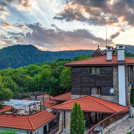 Hotel Smilen Смолян Екстер'єр фото