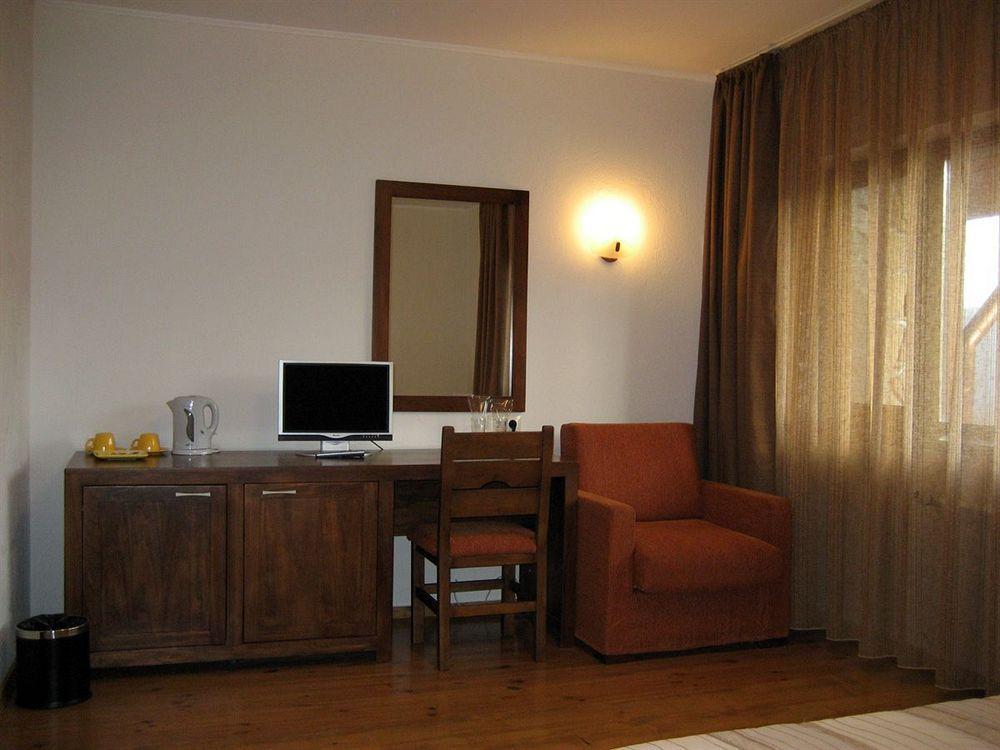 Hotel Smilen Смолян Екстер'єр фото