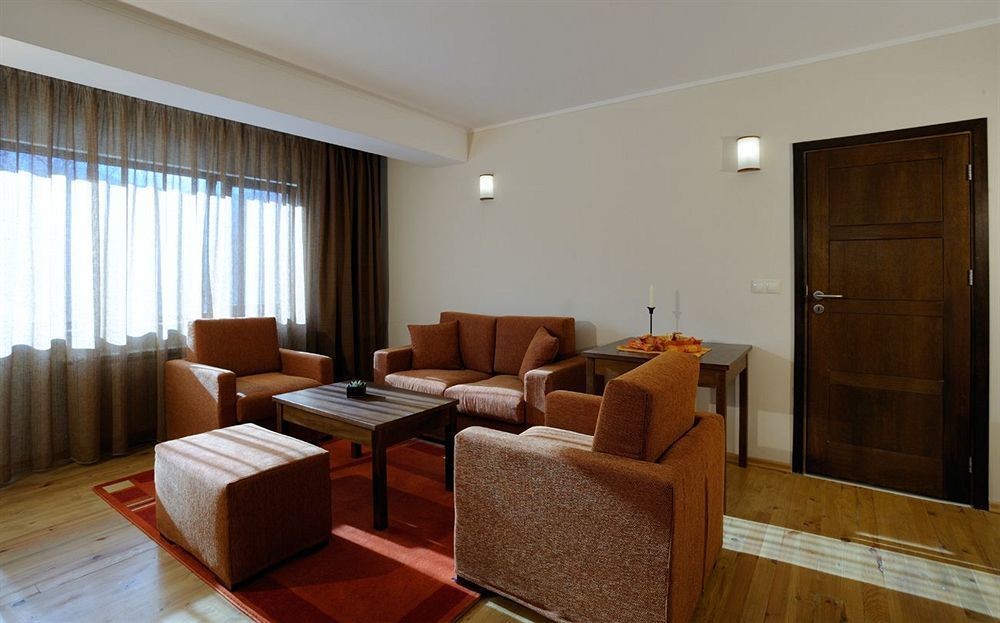 Hotel Smilen Смолян Екстер'єр фото